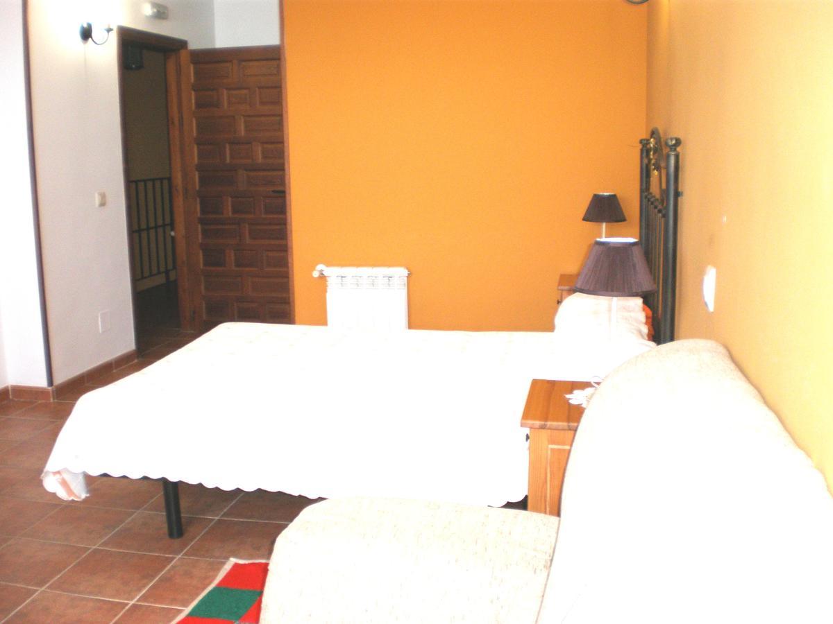 Hostal Restaurante Alto Rey Arroyo de las Fraguas Buitenkant foto